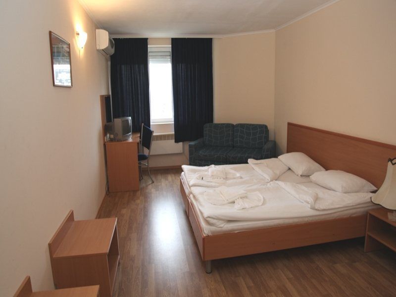 Family Hotel Dalis Sofie Exteriér fotografie
