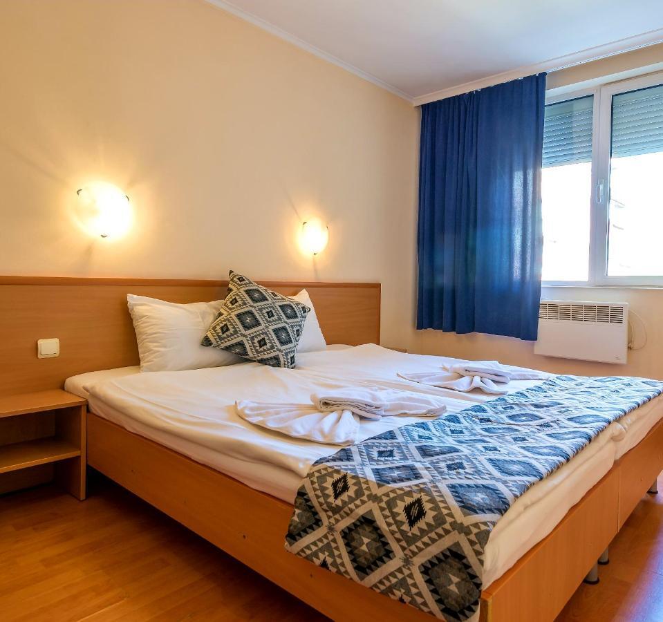 Family Hotel Dalis Sofie Exteriér fotografie