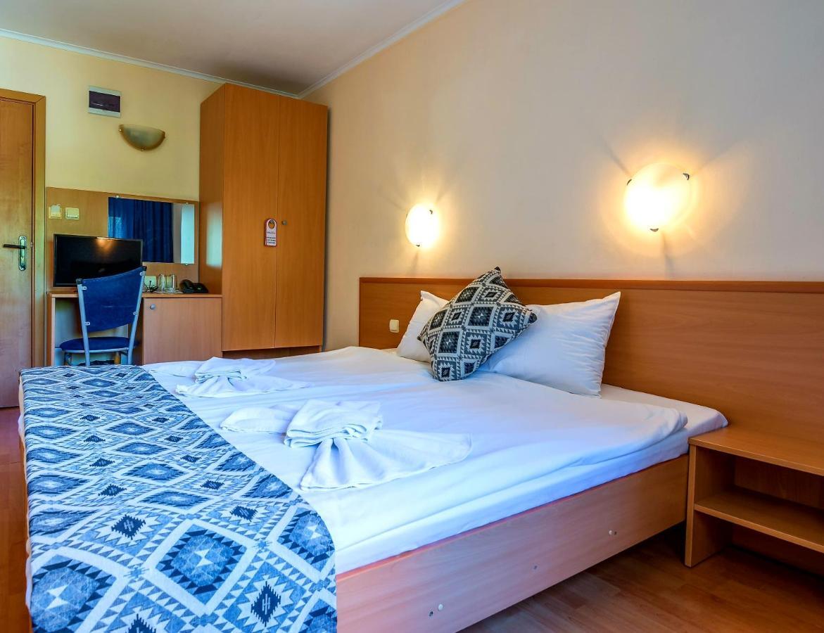 Family Hotel Dalis Sofie Exteriér fotografie
